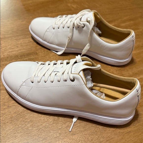 Cole HAAN white casual sneakers - Picture 4 of 6